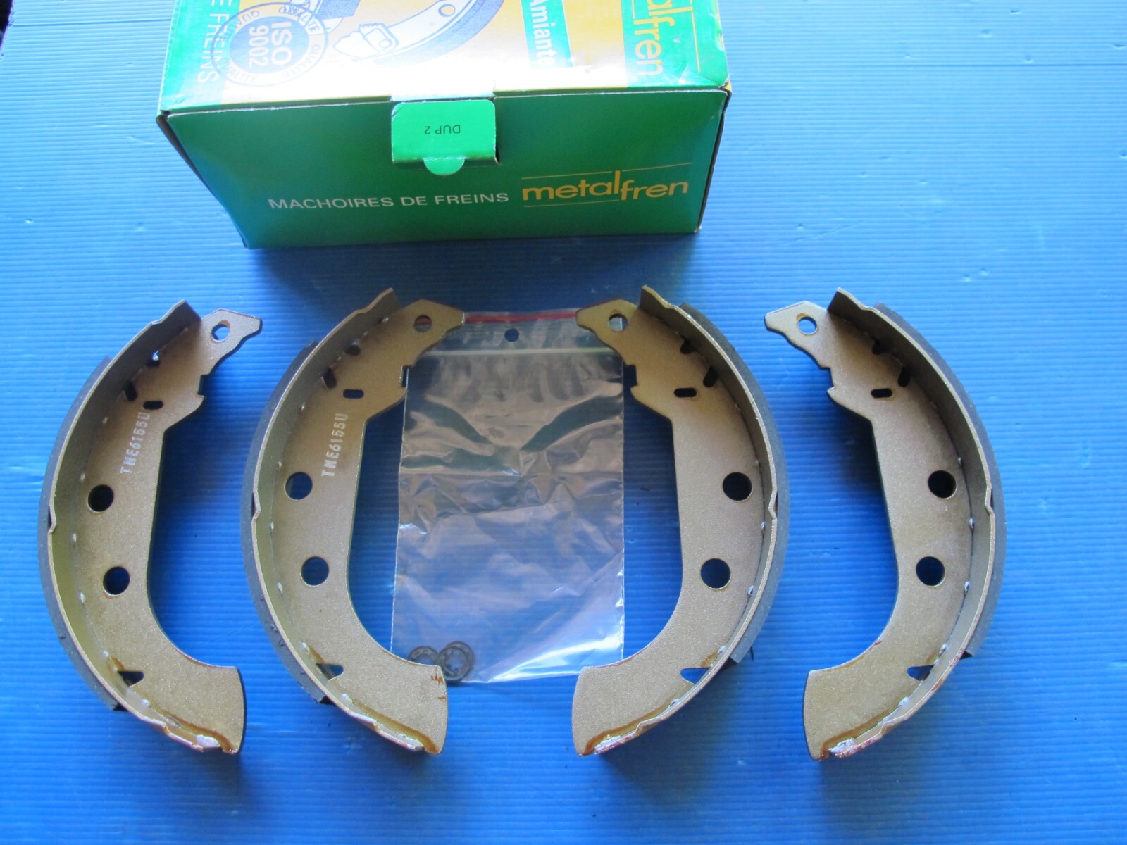 Mâchoires de freins arrière MGA pour Citroën ZX Break et Peugeot 306 405