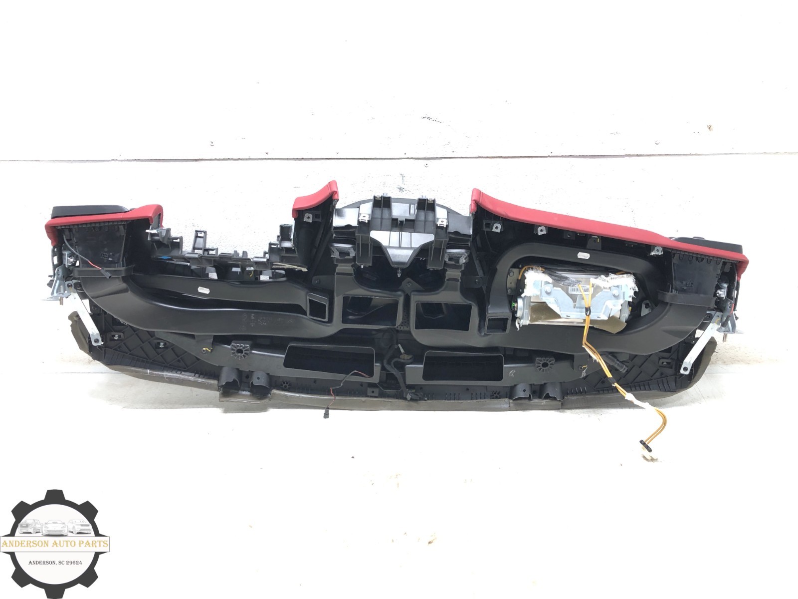 Maserati Levante 2017-2024 Dashboard