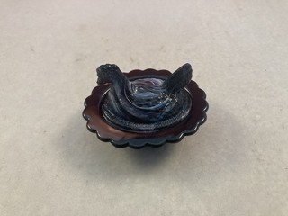 VINTAGE MOSSER DARK PURPLE SLAG GLASS MINI/SALT CELLAR NESTING HEN 2.5''