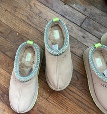UGG Tasman Slipper 5955-GOA womens sz. Ships out in one day