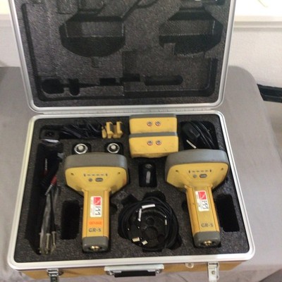 Topcon GR5 GNSS/GPS Base and Rover Kit w/ Digital UHF II Internal Radios