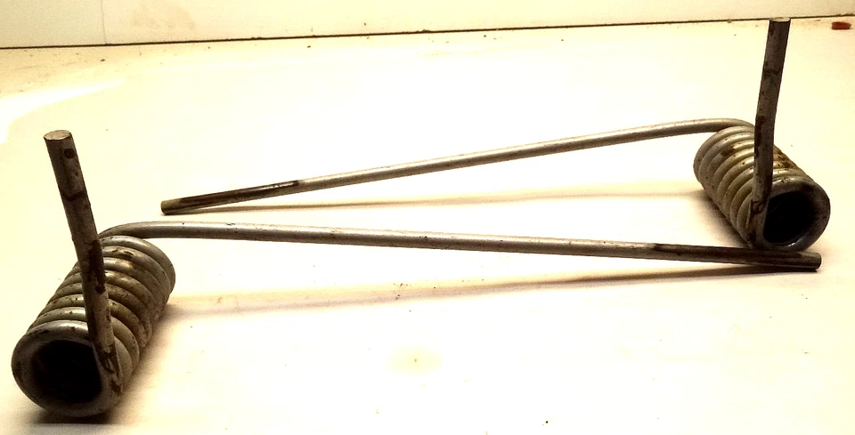 Moto de nieve Arctic Cat Mountain Cat 600 800 2003 izquierda derecha suspensión trasera resortes Foto 4 de 4