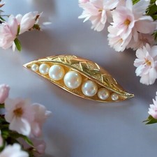 Christian Dior Authentic 1980s Peas Pod Pin Gold Tone Faux Pearl