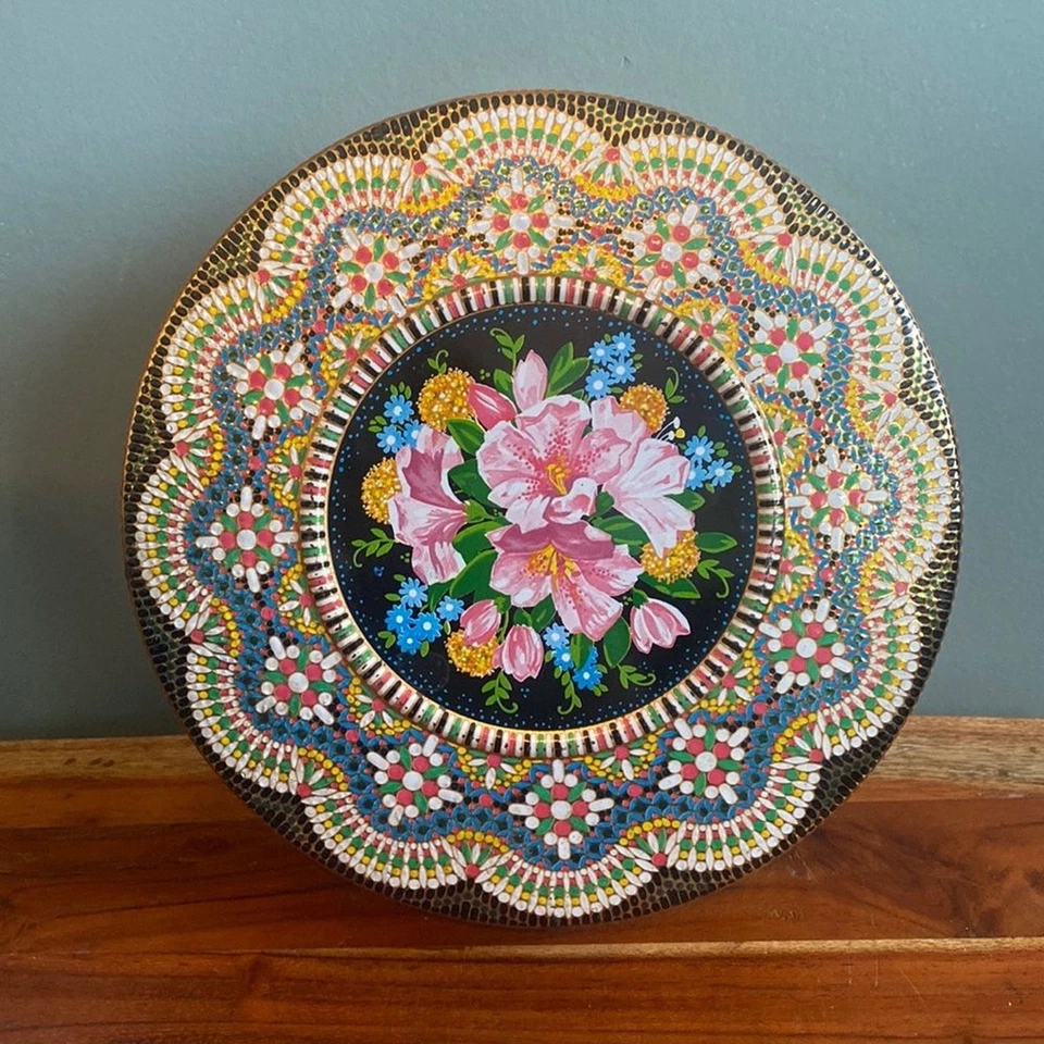 VTG Enamel English round colorful floral tin. Storage cottagecore shabby chic - Image 2 of 4