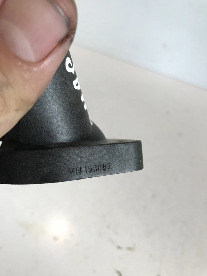 Smart Forfour Thermostat Housing Mn155852 Genuine 1.1 Petrol 2005 - Image 2 of 4