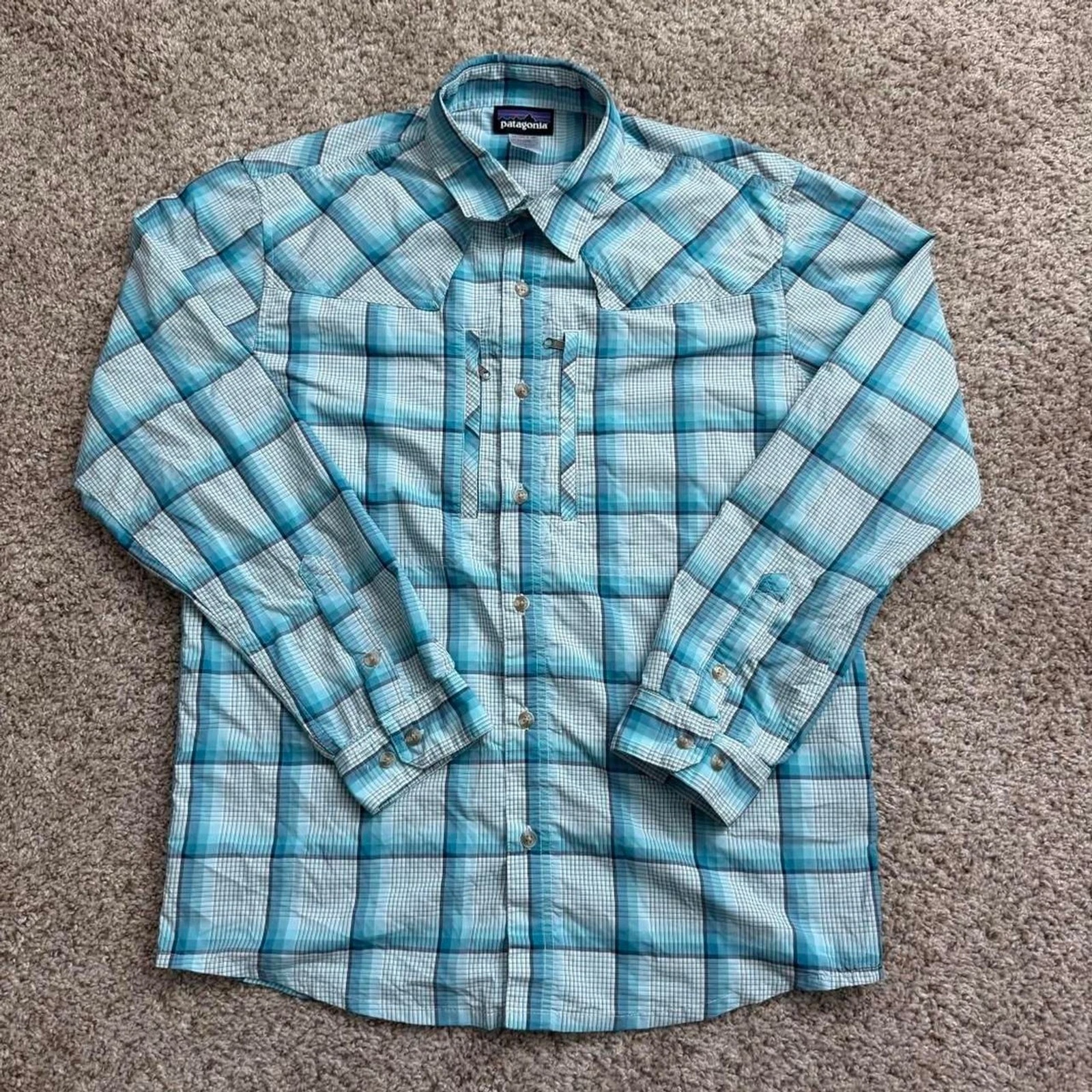 Patagonia Plaid Button Up Shirt Men’s Small Blue Western Outdoor Hiking
Opens in a new window or tab