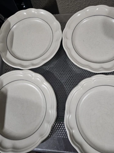 Pfaltzgraff Heirloom Scalloped Edge Bread App Plates Set Of 4 Vtg Stoneware