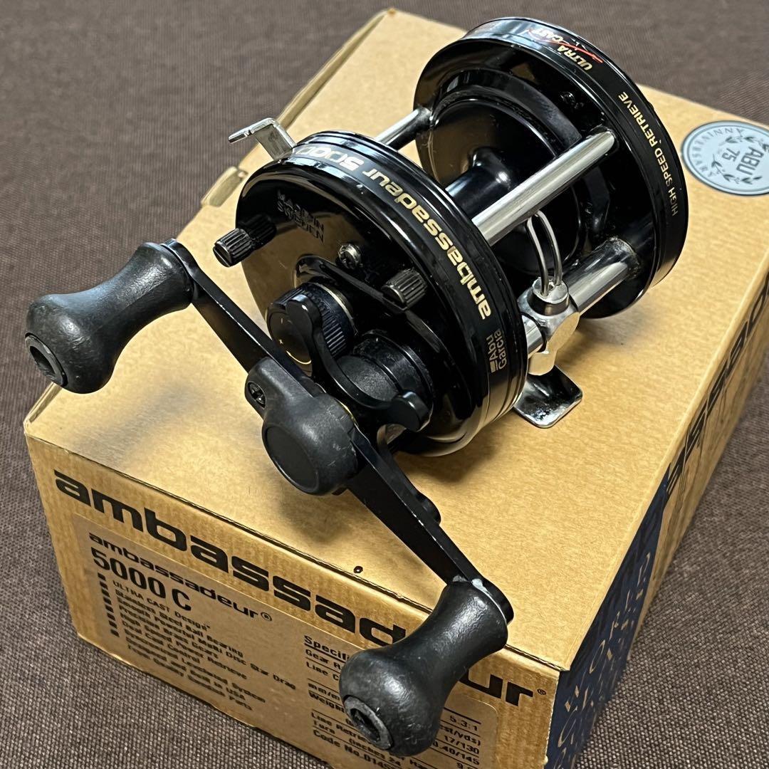 Abu Garcia Ambassador 5000C Baitcasting Reel Black Right Abu Garcia Ambassador 5000C Baitcasting Reel Black Right