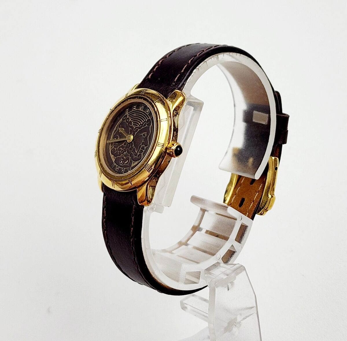 Women's SWISS Watch FENDI 800L. Women's SWISS Watch FENDI 800L.