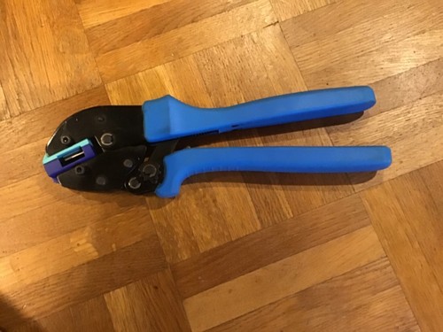 HDMI crimptang om zelf HDMI stekers te knijpen. - Afbeelding 2 van 4