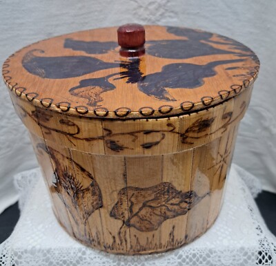 VTG Handpainted BOHO Wood Lacquered  Large Leaf Design Insulated Jar Vessel