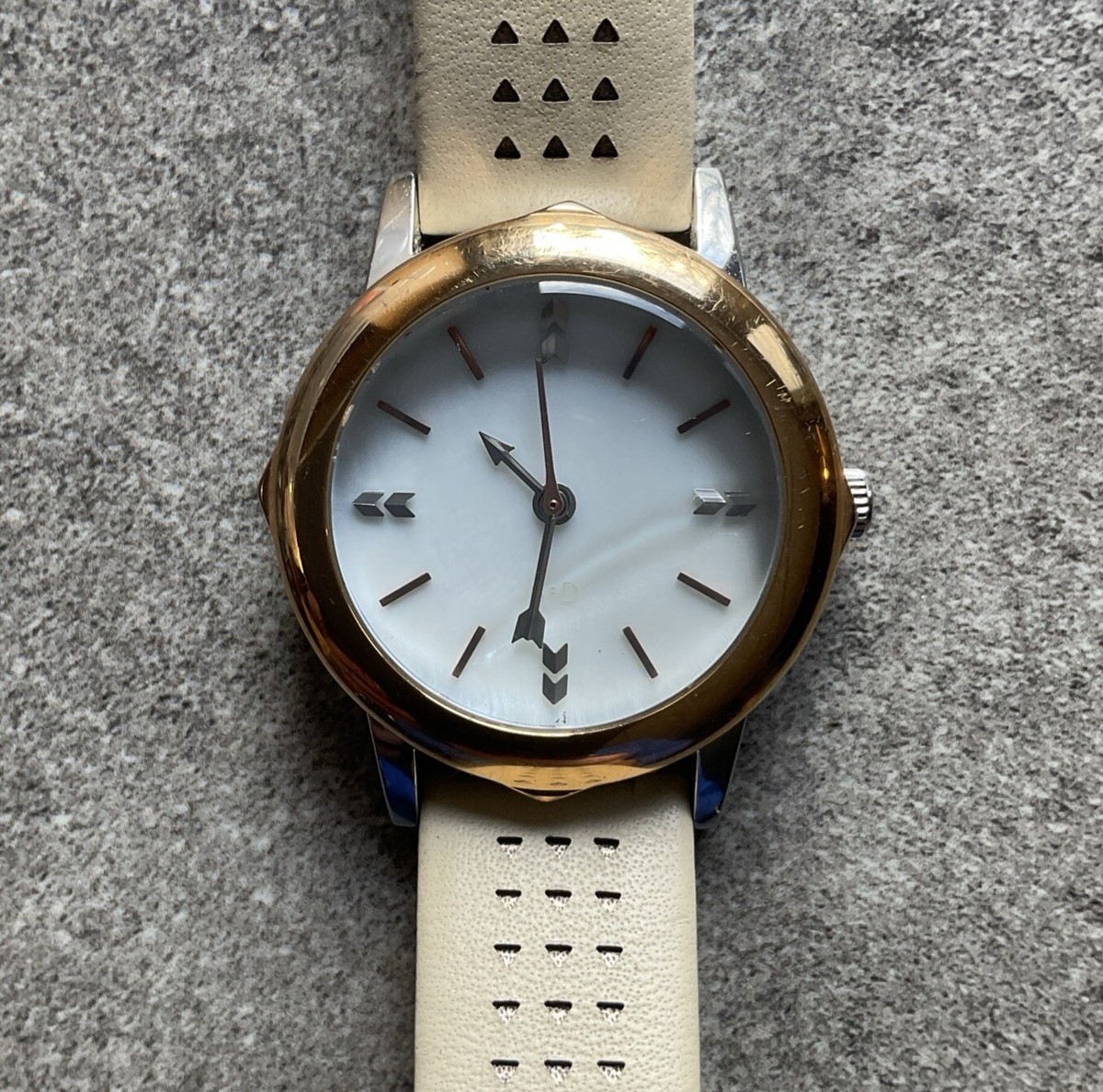 Stella and dot watch Stella and Dot Round Face Watch – shaaronusuniquestore main image 3