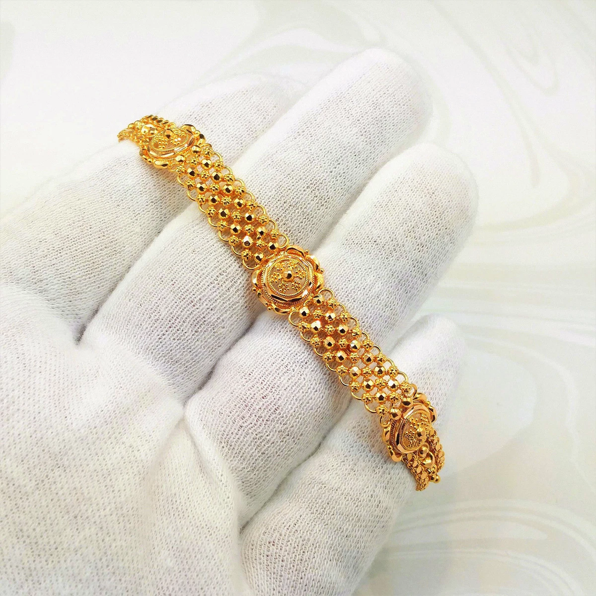 Best design gold bracelet deals