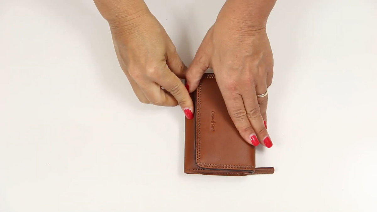 のん Gianni Conti Italian Leather Womens Soft Small RFID 9 Card Purse