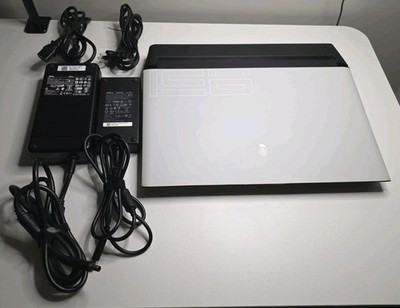 Alienware Area-51m Laptop, RTX 2080, i7-9700K,  16GB RAM, 512GB SSD + 1TB HDD