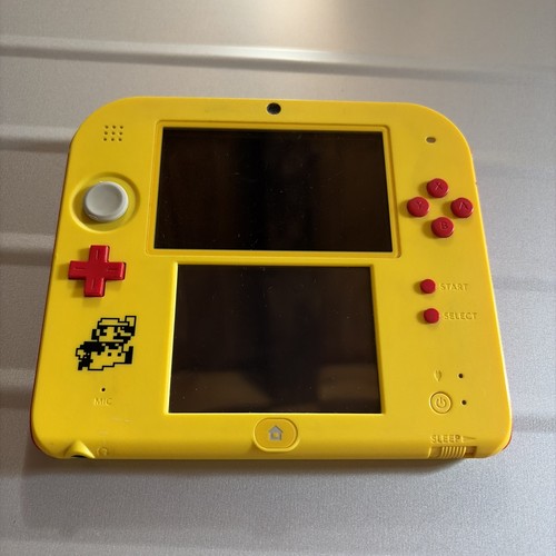 Nintendo 2DS Super Mario Maker Edition 2Gb sd  Yellow/Red Wi-Fi Charger And Game