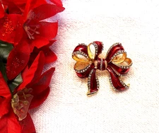 CLASSIC NEW CHRISTMAS PIN BROOCH ELEGANT RED RIBBON BOW RHINESTONES HOLIDAY X25F