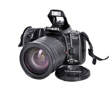 Minolta Dynax 500si & Tamron AF 28-200 mm f/3,8-5,6 LD *molto buono*