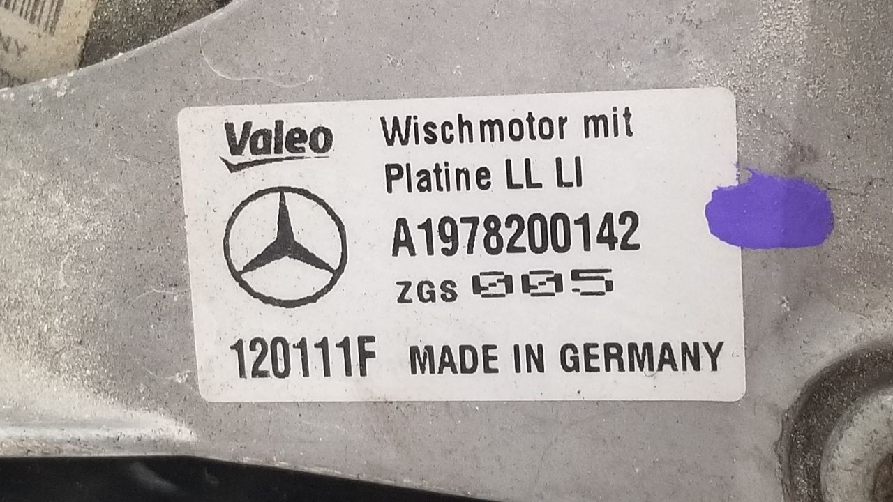 Mercedes-Benz SLS AMG LEFT Windshield wiper motor