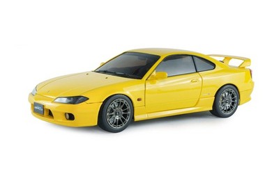 Solido 1999 Nissan Silvia (S15) Coupe Spec-R Aero Lightning Yellow 1:18 S1812206