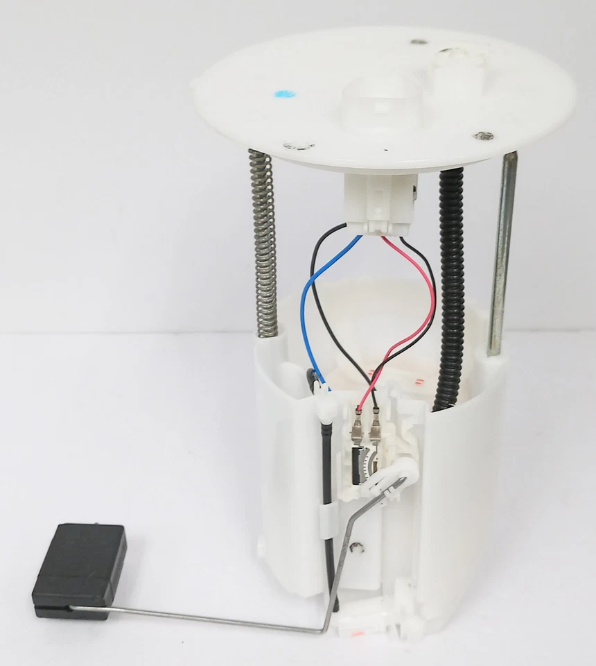 Premium OE Fuel Pump Module OM468 for Lexus RX350 Highlander RX330 04-13 - Image 2 of 4