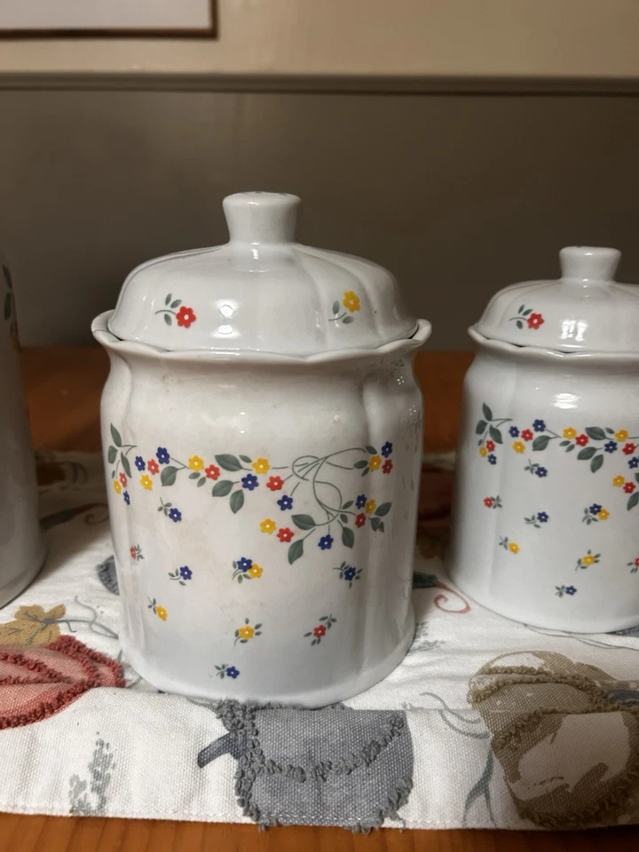 Juego de 4 botes de prado inglés CorningWare vintage con tapas años 80 Cottagecore Foto 3 de 4