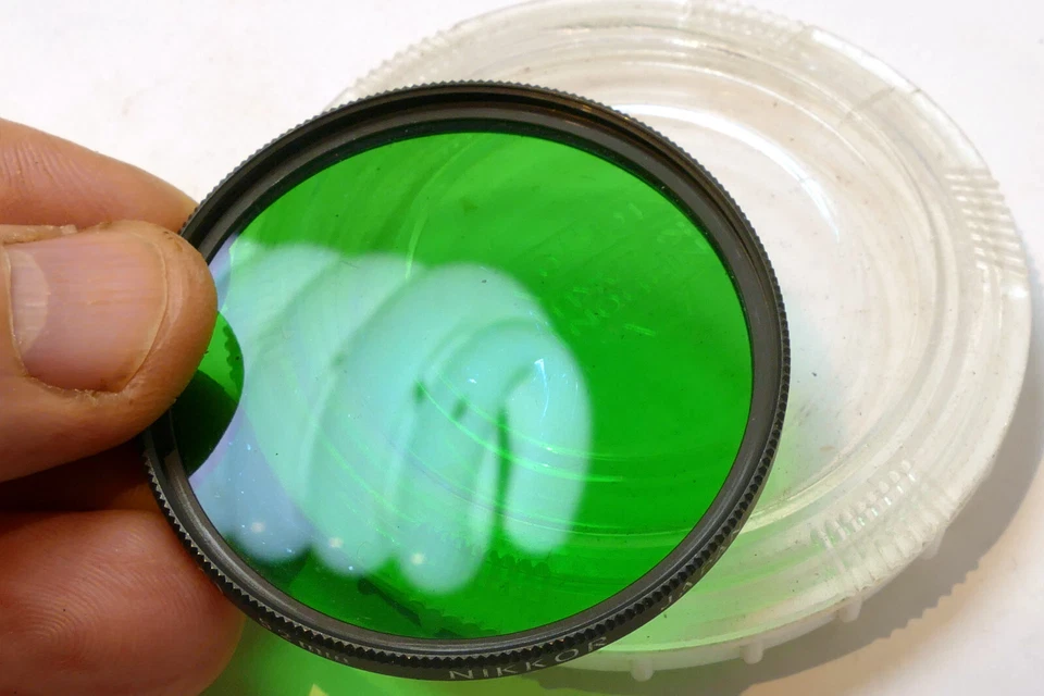 Nikon X1 52mm Filter Japan Nikkor Green  - Genuine  OEM - Image 4 of 4