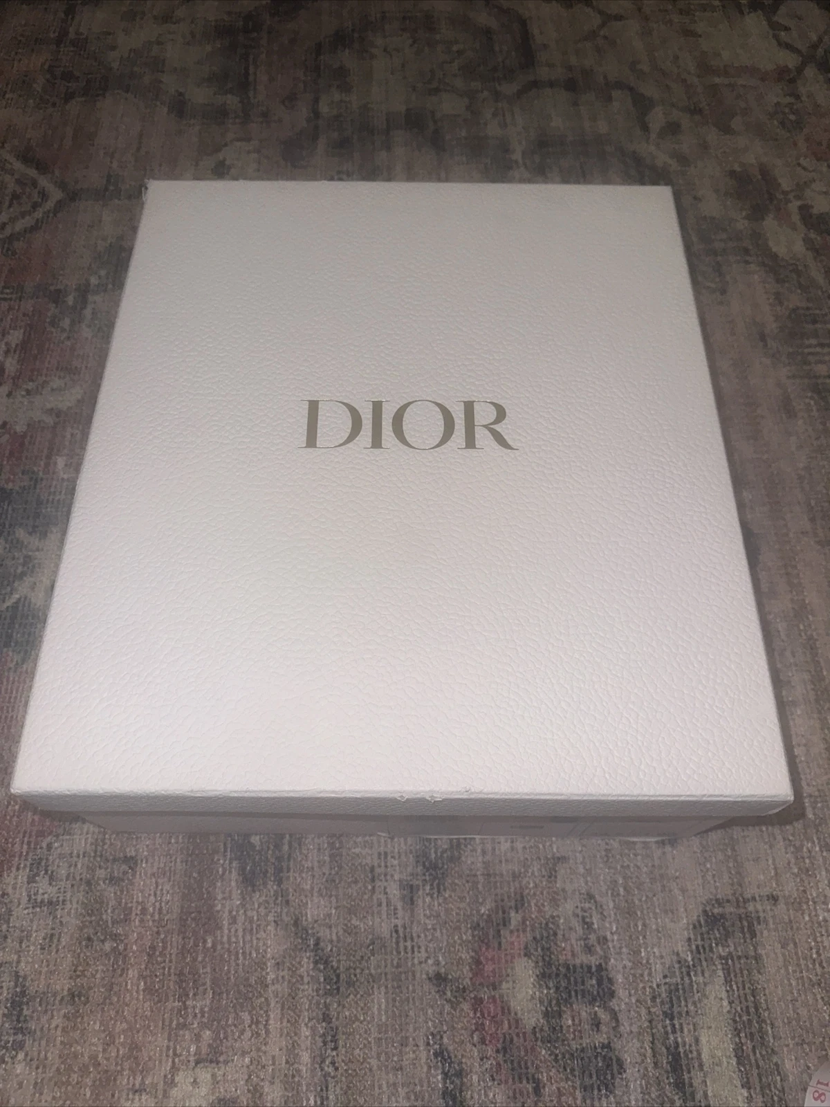 Boîte de rangement blanche Dior papier tissu 13