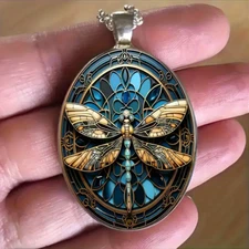 Dragonfly Necklace Oval Jewelry Vintage Silvery Magical Gothic Pendant A