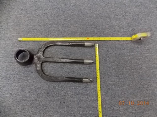 3 Tine Canterbury Hoe Fork W/ 53" American Made Fiberglass Handle! Heavy Duty! - Bild 3 von 3