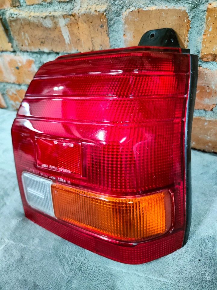 1984-1989 Toyota Starlet EP72 EP76 Right Tail Light Rear Lamp Lens RH Koito - Image 3 of 4