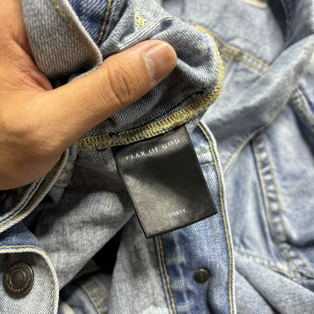RARE Fear Of God Fourth Collection Boxy Denim Jacket | eBay RARE Fear Of God Fourth Collection Boxy Denim Jacket | eBay