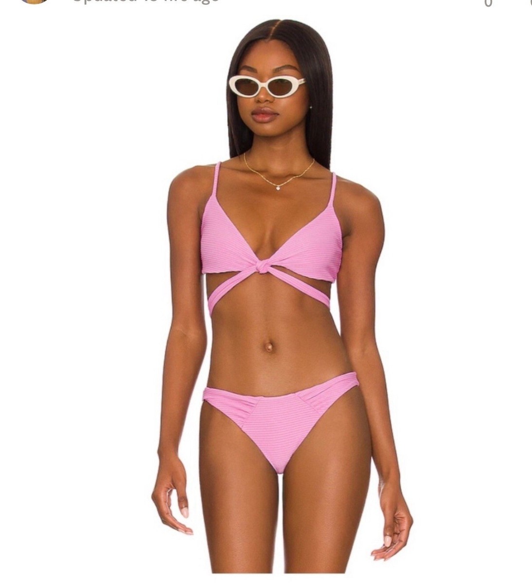 ビキニ CHLOE Pink bikini top L*Space Chloe Bikini Top in Pink. NWT. Size Medium. Retail