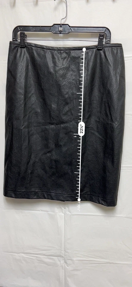 Valerie Stevens Skirt Women's Size 8 30 Black Faux Leather Pencil BPV-A - Image 4 of 4