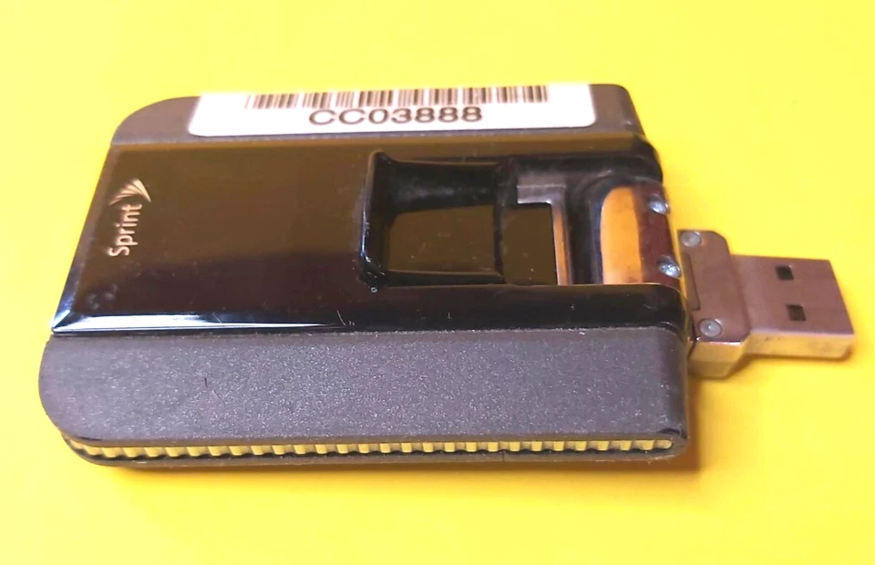 SPRINT NETGEAR AIRCARD 341U COMPACT TRI-BAND USB MOBILE BROADBAND MODEM 4G LTE - Image 4 of 4