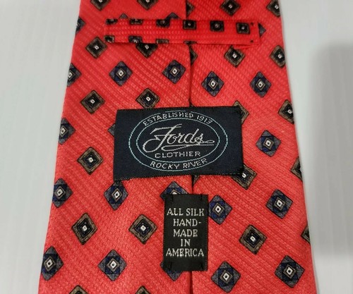 Ford's Clothier Mens Tie All Silk Rocky River Ohio J.Z. Double Black Red Diamond - Picture 5 of 8