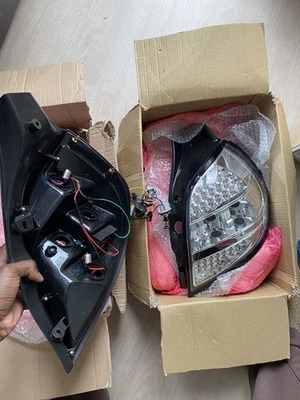 Feux arrière LED Clio 3 - Photo 1/4