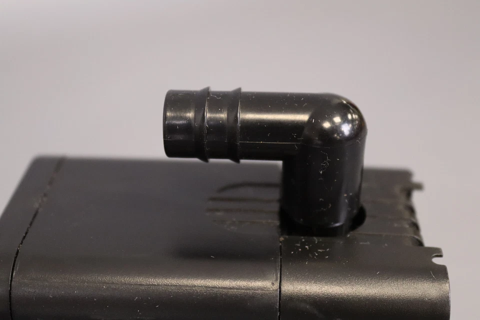 Bomba de agua sumergible Laguna para estanques de hasta 1520 L (400 US Gal) Foto 4 de 4