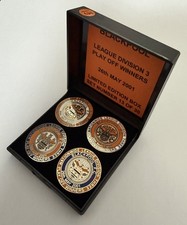 BLACKPOOL Football Club FC Badge LTD ED 2001 PLAY OFF FINAL WINNERS Pin Box Set