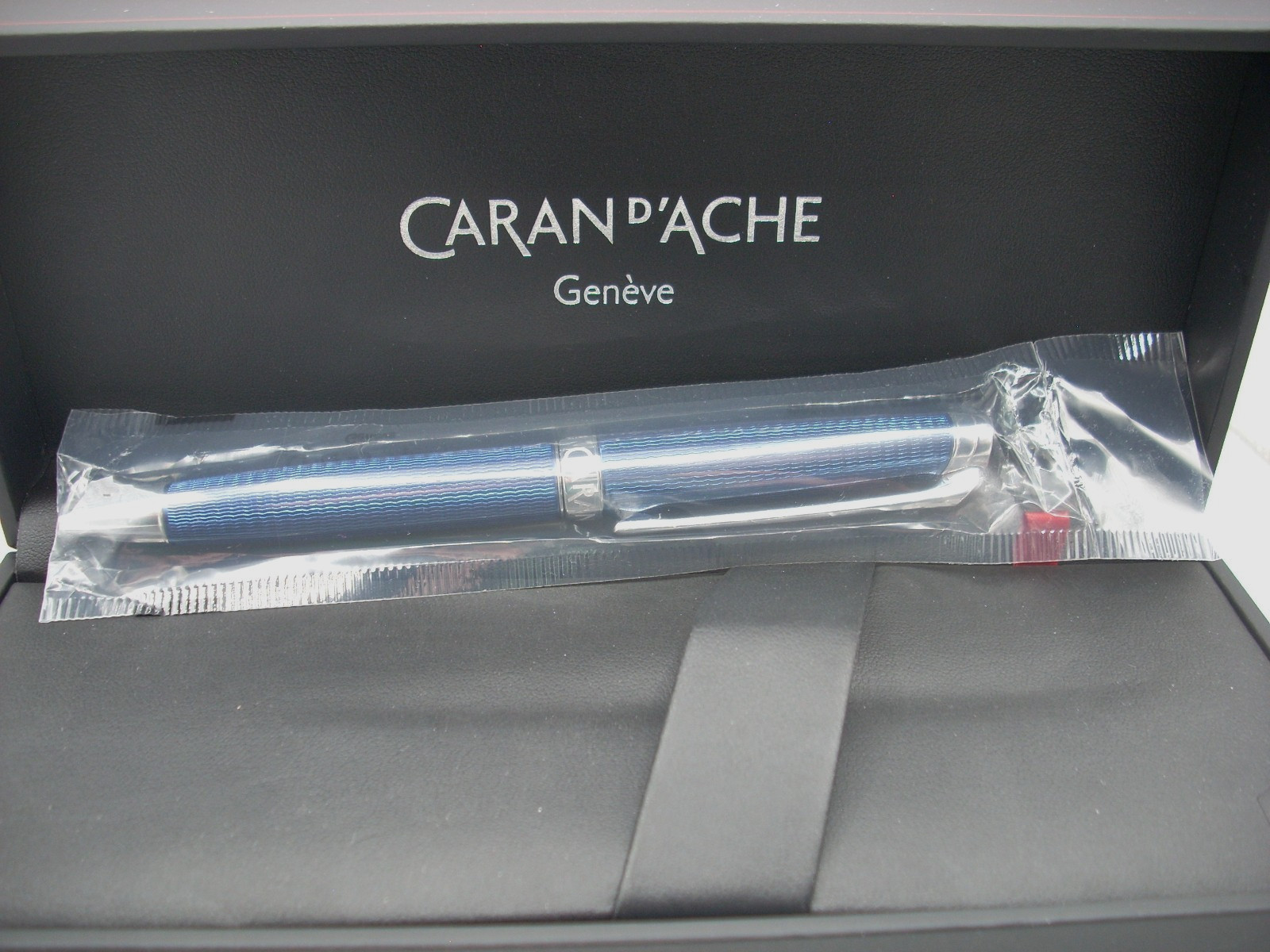 CARAN D' ACHE LEMAN GRAND BLUE BALLPOINT
