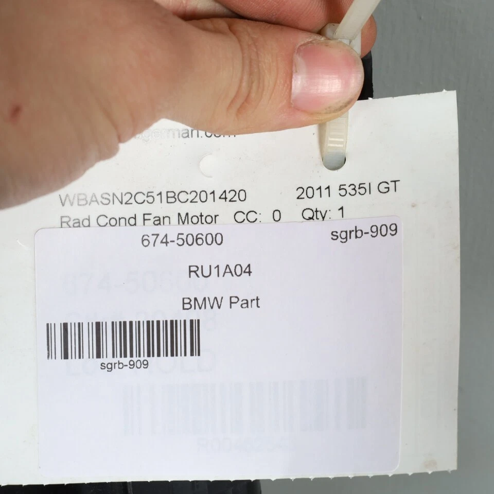 2011-2016 BMW 535i 640i 740i Radiator Cooling Fan 17427647652 OEM Used - Изображение 2 из 4