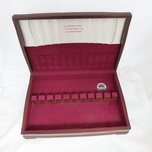 Vintage Tarnish Resistant Wood Silverware Flatware Wooden Storage Chest Box 99 - Picture 4 of 9