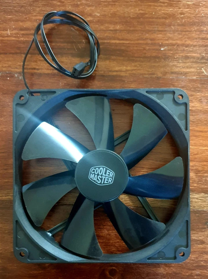 COOLER MASTER Ventola PC Desktop 140mm 1200 RPM  DC 12V 0,18A - Immagine 2 di 4