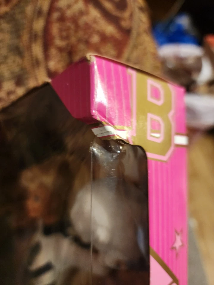 Vintage 1996 University Barbie Georgetown Bulldogs Cheerleader  - Image 3 of 3