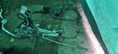 Honda CB125F glr (2015 - 2020) Right Hand Dual Hanger, Footpegs, brake system