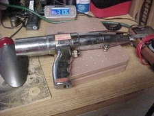 Pneumatic air body saw. vintage. working well
