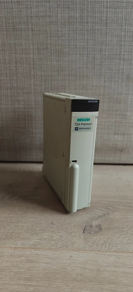 TSX PSY 2600- MODICON- Module d'alimentation -Power supply 230VAC - Photo 1/1