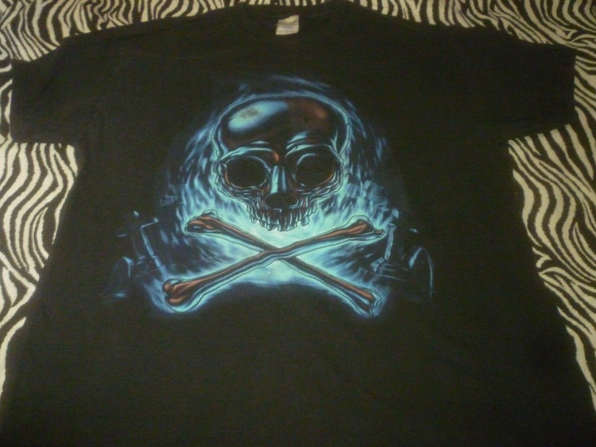 Skull And Crossbones Vintage Shirt - Used Size L - Good