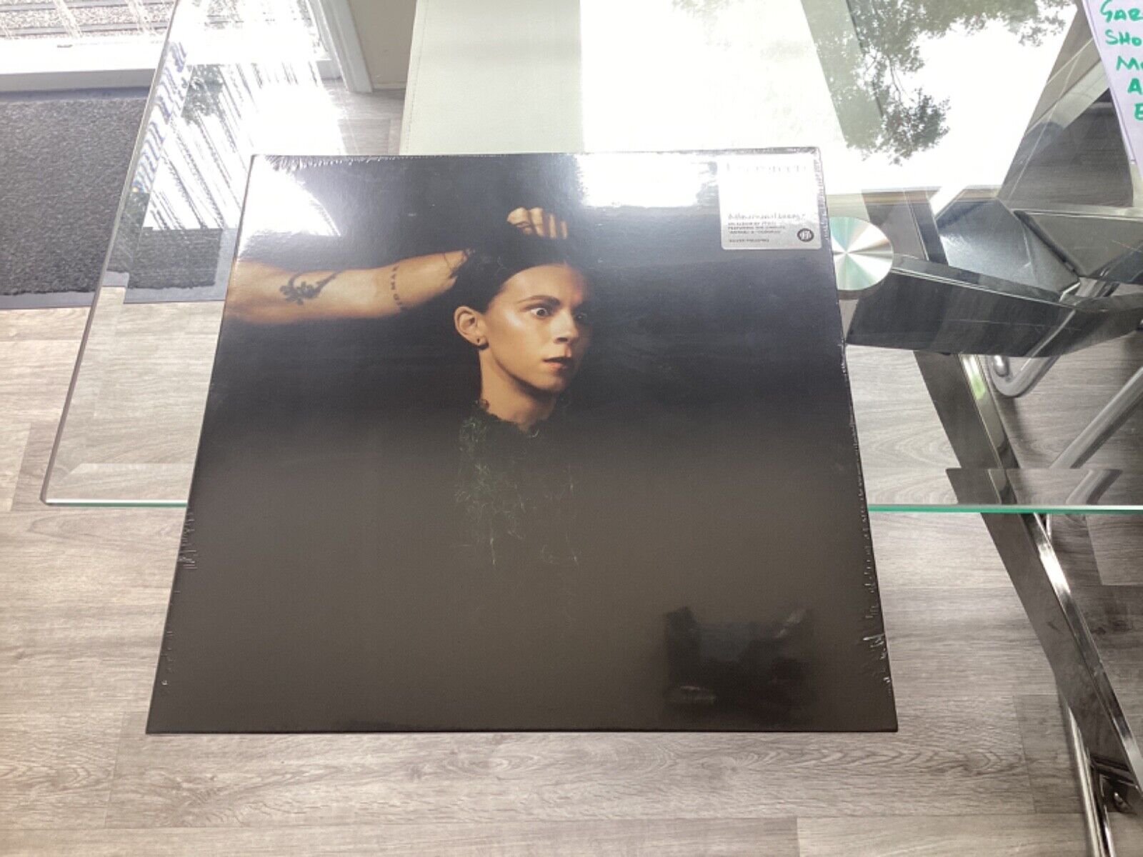Picture 1 of 4