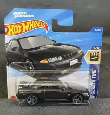 Hot Wheels 2025 Nissan Skyline Gt-R BNR32 Black F&F 1:64 HYY72
